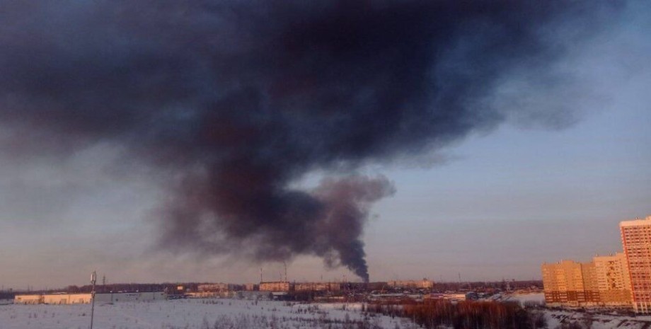 Нафтопереробний завод ЛУКОЙЛа в Нижньому Новгороді
