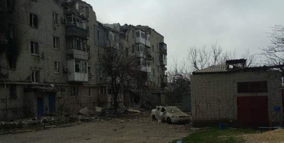 Донбас, зруйнована будівля, війна Донбас