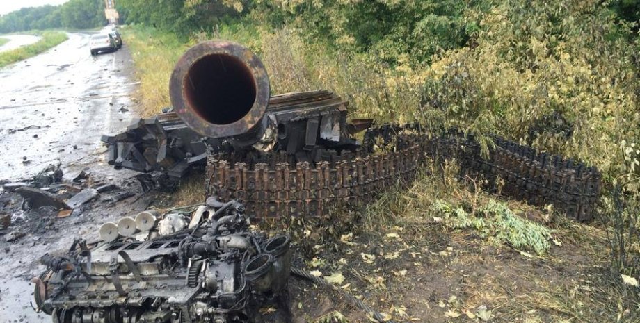 Уничтоженный в Донбассе российский танк / пресс-служба Минобороны