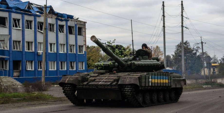 Бахмут ВСУ армия техника танк военнослужащие Соледар
