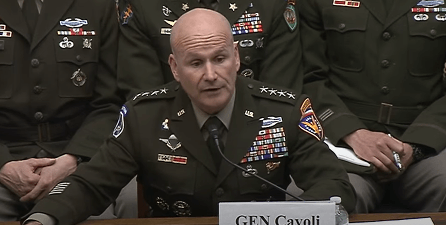 Кристофер Каволи