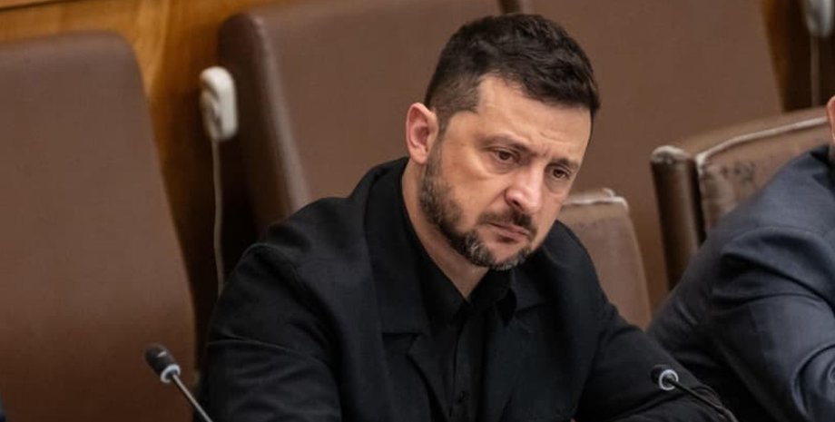 Володимир Зеленський на офіційній зустрічі