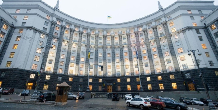 Кабмин, здание Кабмина, Кабинет Министров Украины, чиновник Кабмина