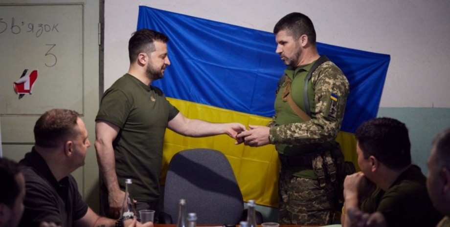 Андрій Гнатов Андрій Гнатов, нагородження Андрій Гнатов, відставка Андрій Гнатов