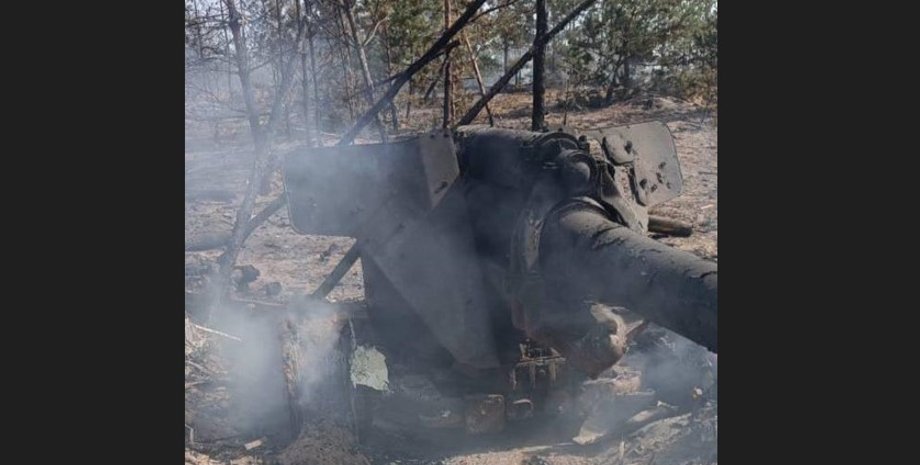 Підбита М-46, війна, Україна, фото