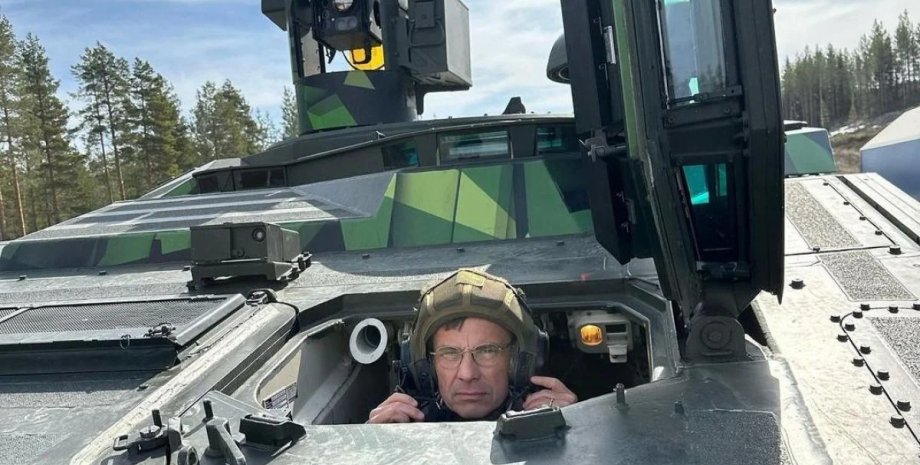 премьер Швеции Ульф Кристерссон