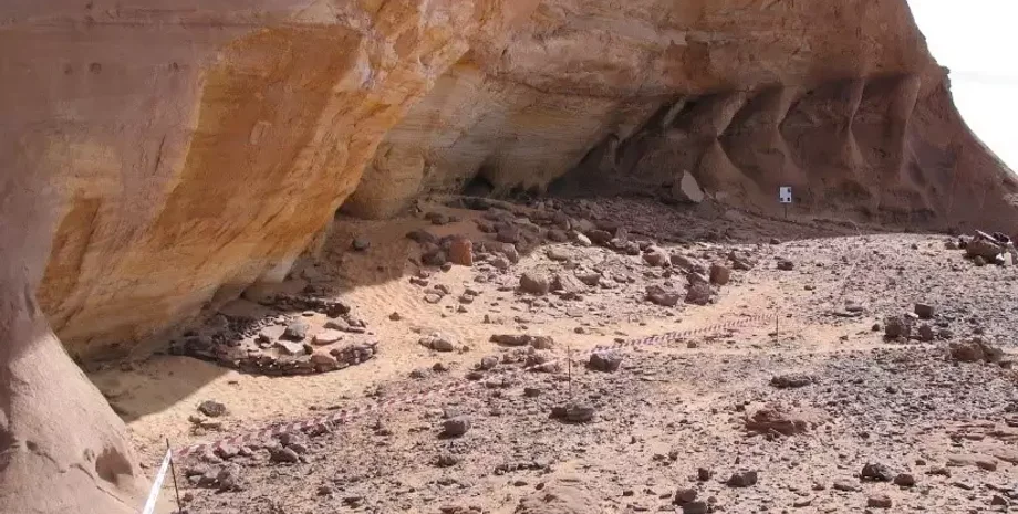 Такаркорі, археологи, археологія, розкопки, Сахара, пустеля