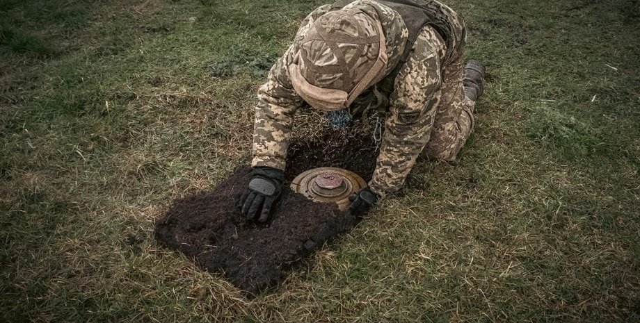 Встановлення міни, мінування, мінування Харківщина, наступ на Харків мінування, Генштаб про мінування, Сили підтримки мінування, Сили підтримки фортифікації