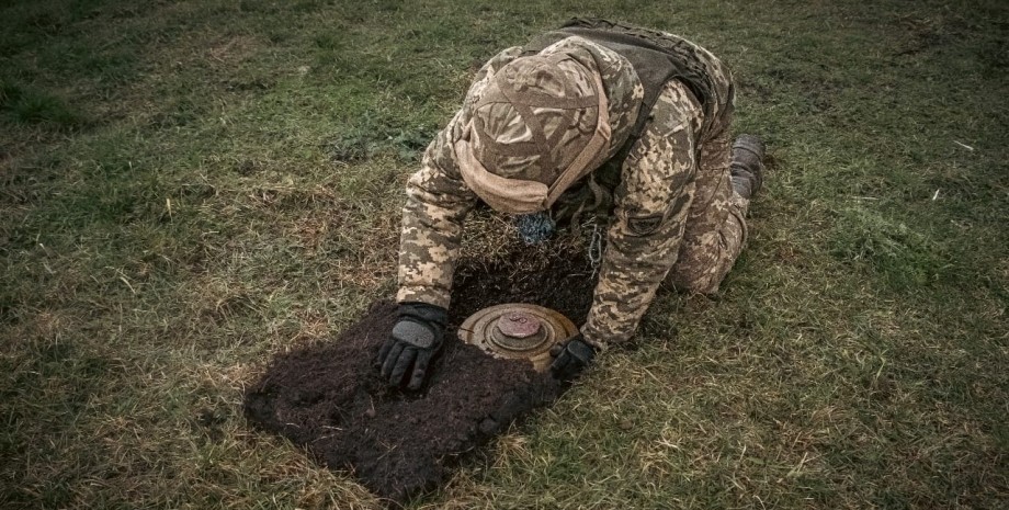 Ukrainian engineers and sappers from the first days of 2024 were built by defens...