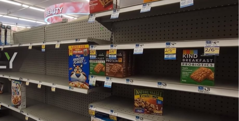 В супермаркетах США дефицит продуктов и товаров