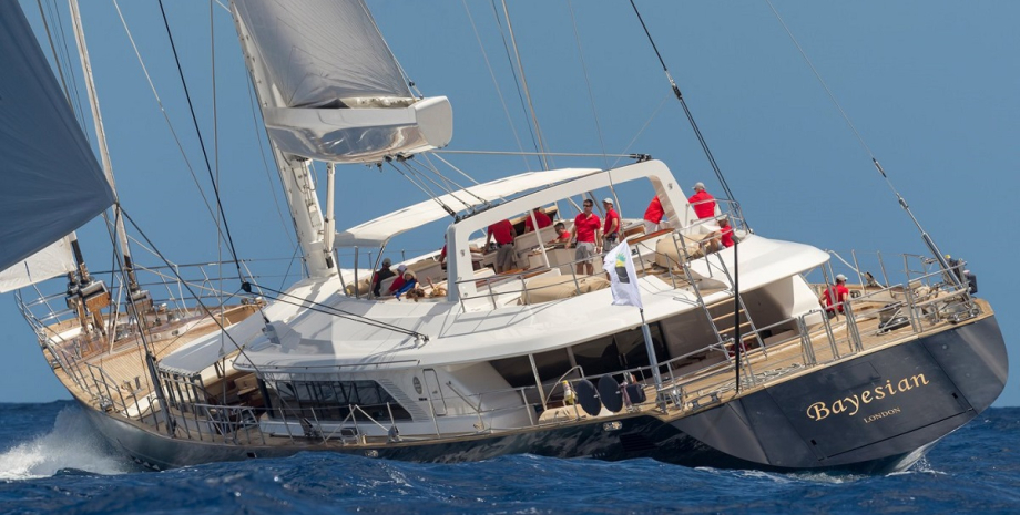 Утонувшая яхта Bayesian яхта Bayesian, майк линч