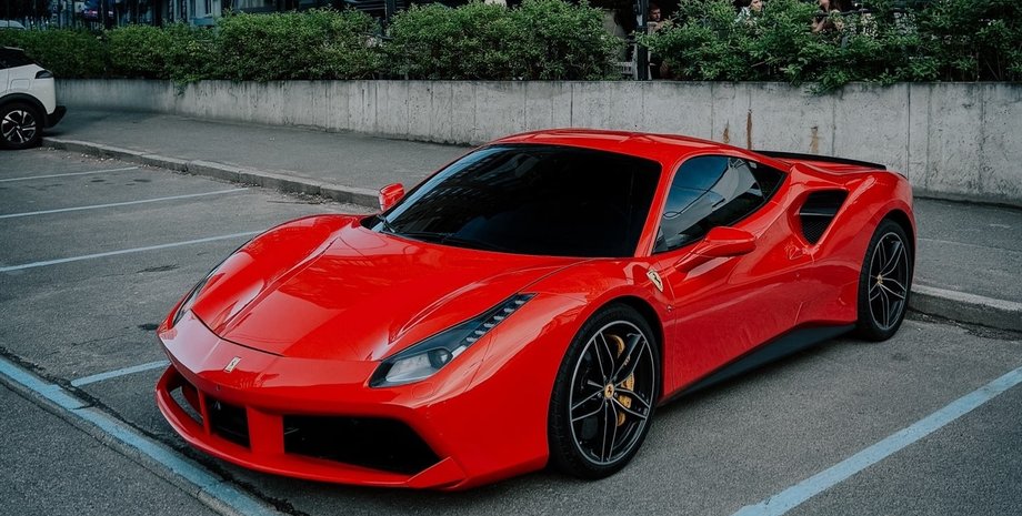 Ferrari 488