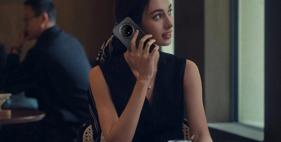 смартфон Huawei Mate 70 Pro+