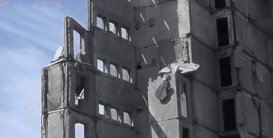 Удары ВС РФ, Мирноград наступление ВС, эвакуация людей