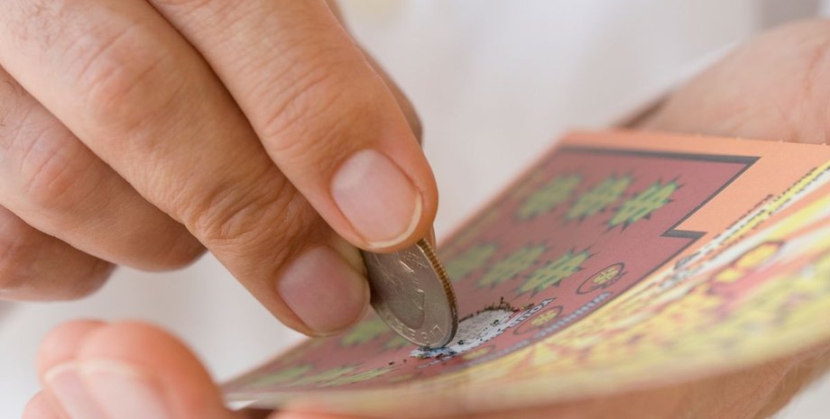 Лотерейний квиток, миттєва лотерея, великий виграш, грошовий приз,