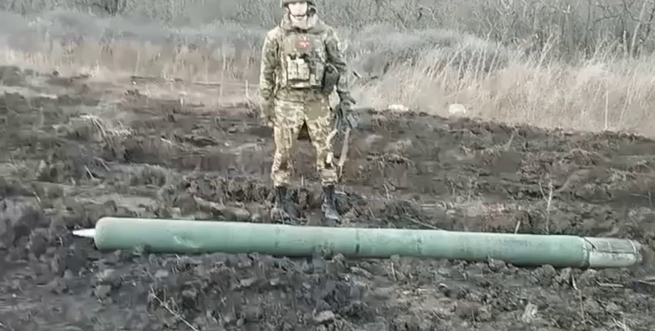 бої за авдіївку, солнцепек, снаряд, окупанти, боєприпас, експерт, літери, англійська мова