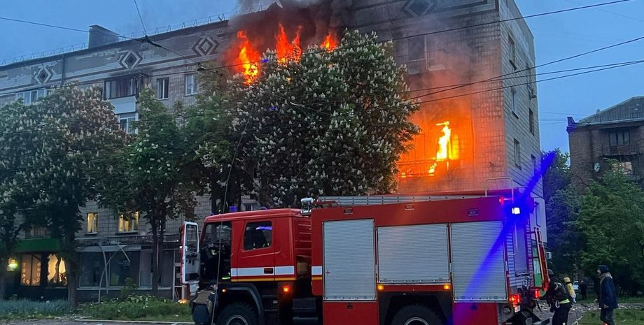 Последствия атаки ВС РФ "шахедами" по Киеву