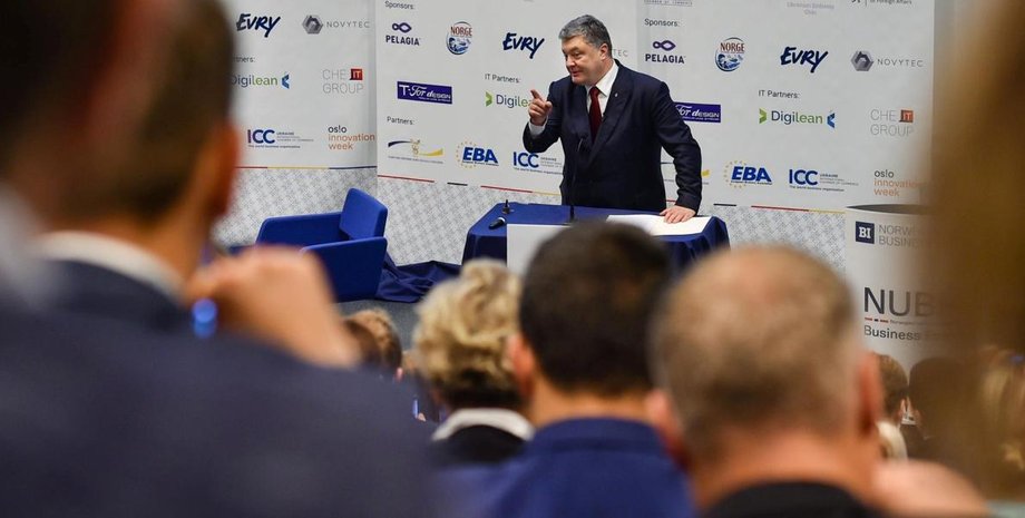 Порошенко на встрече с бизнесменами / Фото: facebook.com/petroporoshenko