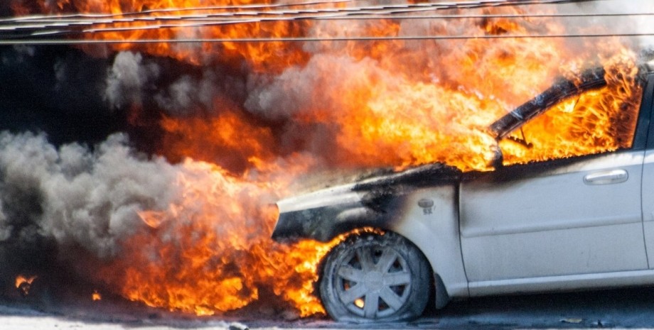 пожар, машина горит, взрыв, огонь, загорание авто, пожар автомобиль, взрыв машина