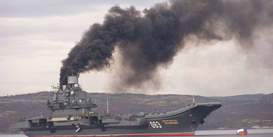 "Адмирал Кузнецов" / Фото: alex-anpilogov.livejournal.com