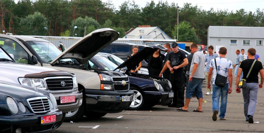 Рынок б/у автомобилей в Украине / Фото: autocentre.ua