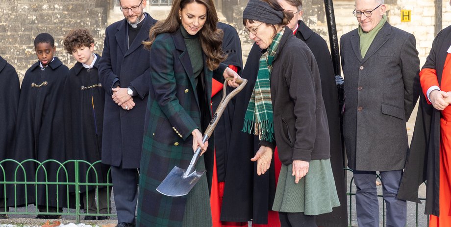 Кейт Міддлтон, Кейт Міддлтон посадила дерево на честь покійної королеви, померла королева єлизавета, дружина принца вільяма