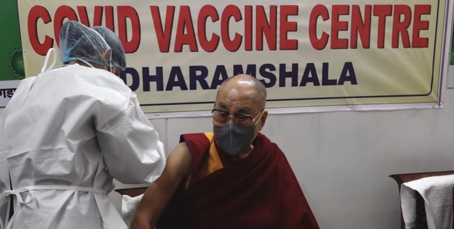Далай-лама, вакцинация, COVID-19, Covishield