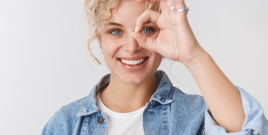 Девушка с хорошим зрением