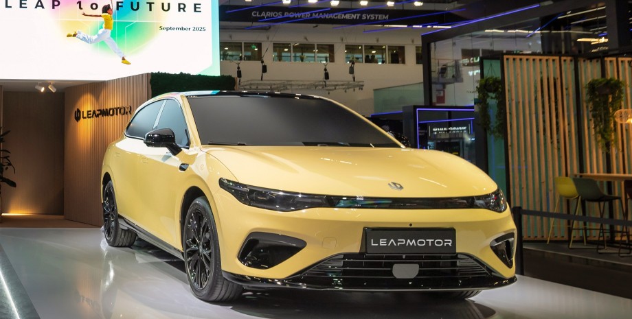 Leapmotor B05 электромобиль Leapmotor B05