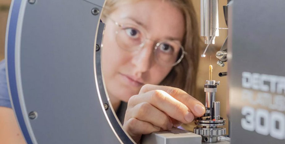 матеріал Ag18Cu3Te11Cl3, провідник, транзистор