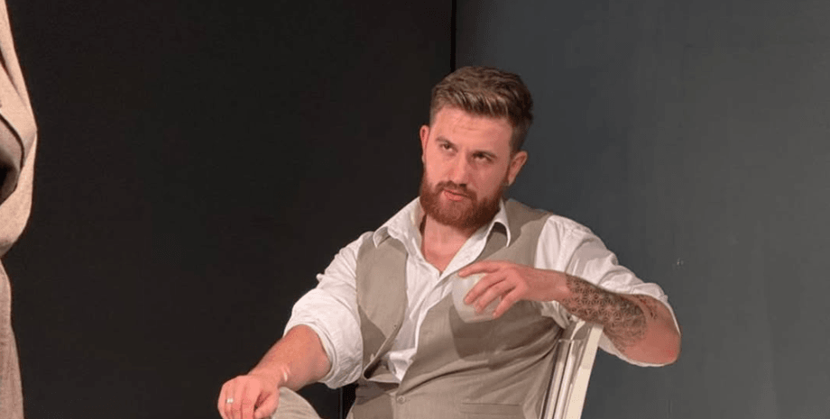 Иван Жилюк объяснил, почему угрожал себя порезать на сцене