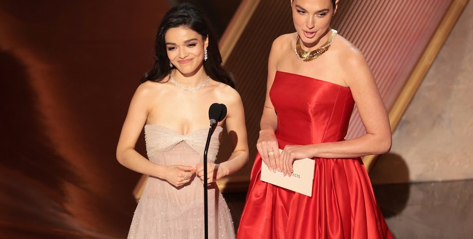 Рэйчел Зеглер, Галь Гадот