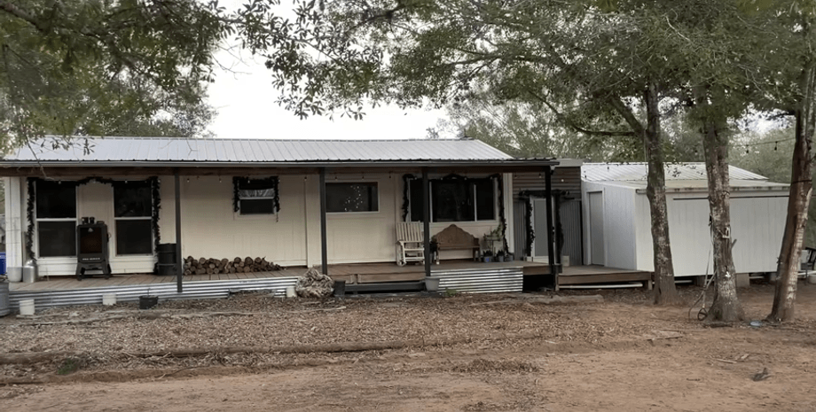 Сарай переделали в дом, два сарая, уютное жилье, сделали ремонт, комфортное жилье, ремонт своими руками, продали дом,