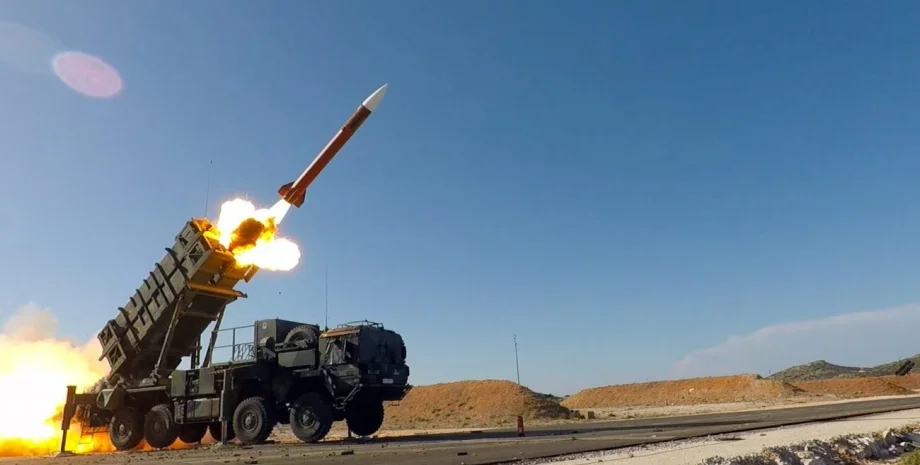 Германия планирует передать Украине менее мощное вооружение для защиты от баллистики