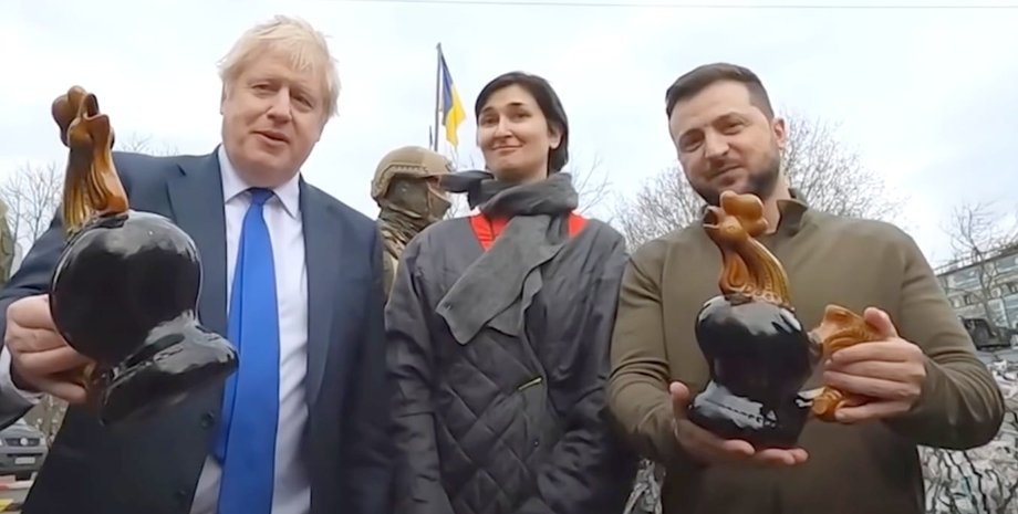 Борис Джонсон, Васильков, набережная реки Стугна