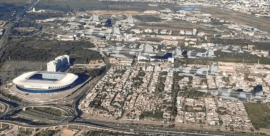 Прямо перед очима: оптична ілюзія з літаками у небі поставила в ступір мережу