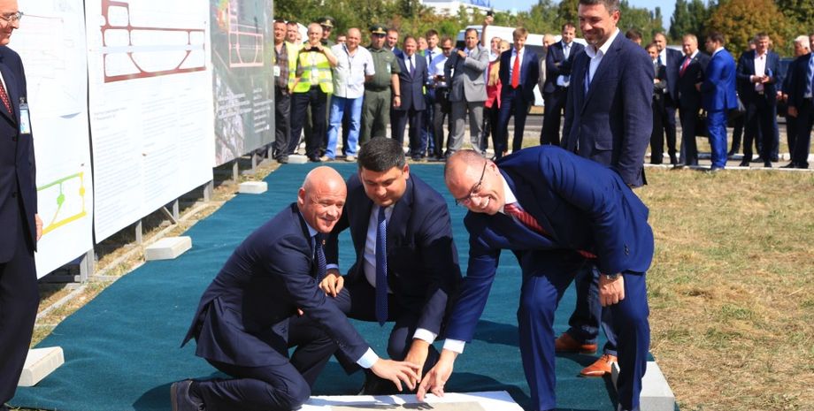 Геннадий Труханов, Владимир Гройсман и Максим Степанов / Фото: http://dumskaya.net