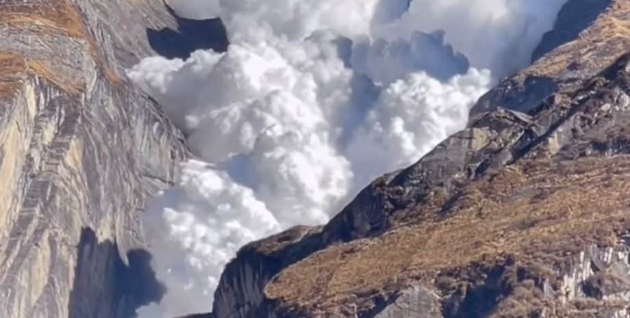 Непал, туристы, лавина, путешественники, горы