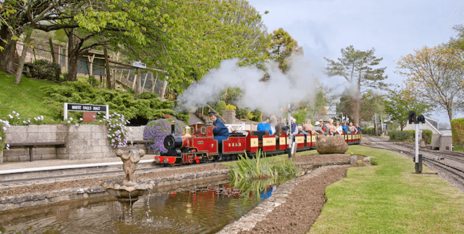 Село в Великобритании называют самым красивым во всей стране, в чем его особенность, путешествия, фото, интересные факты
