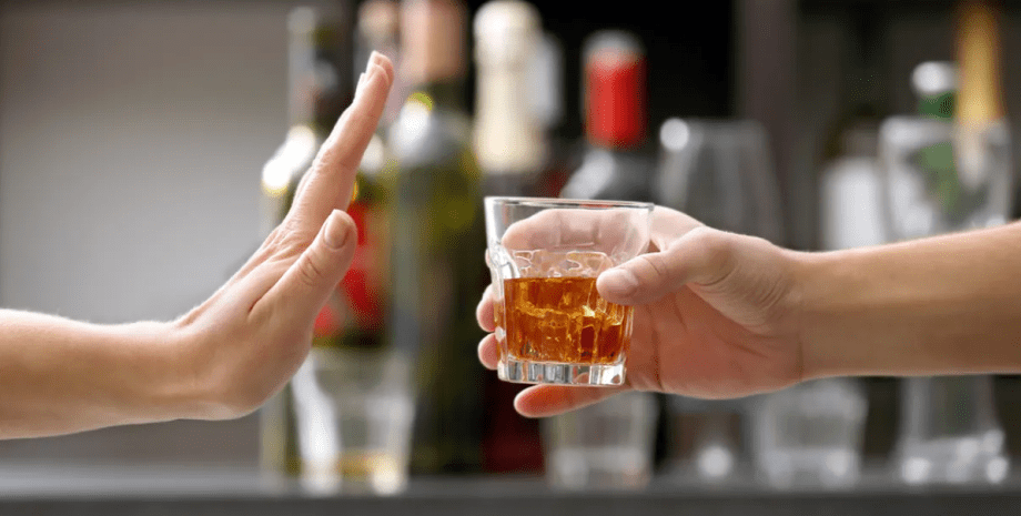 алкоголь, віскі, склянка, відмова від алкоголю