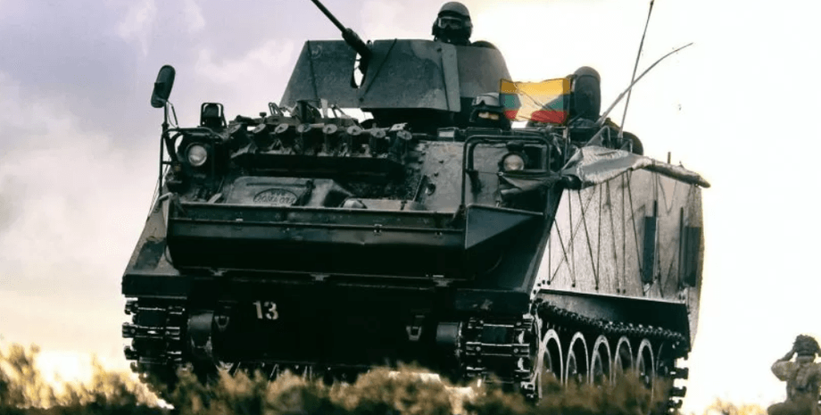 Бронетранспортер М113