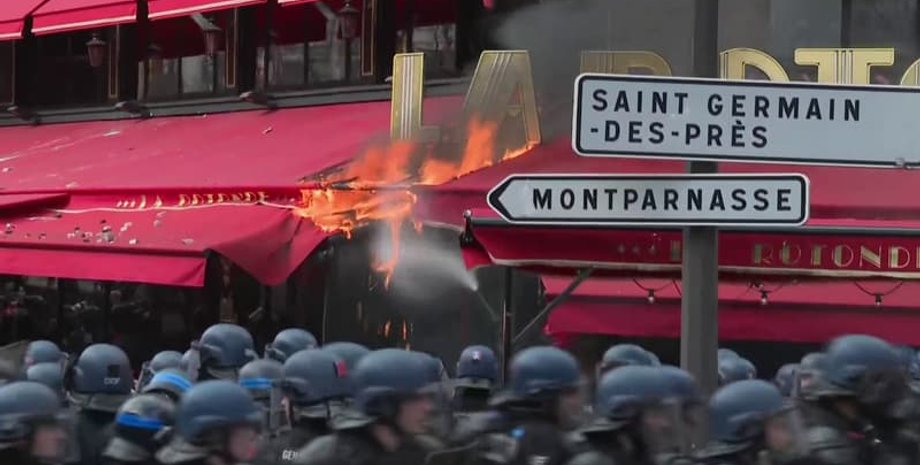 ресторан Париж, La Rotonde, ресторан La Rotonde, ресторан Макрона, Париж ресторани