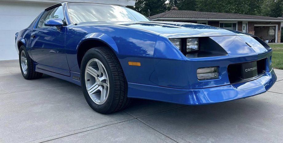 Chevrolet Camaro 1990, Chevrolet Camaro, Chevrolet Camaro IROC Z28