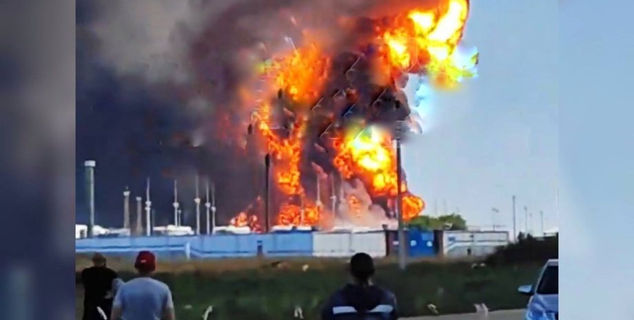 Нафтобаза в Ростовській області