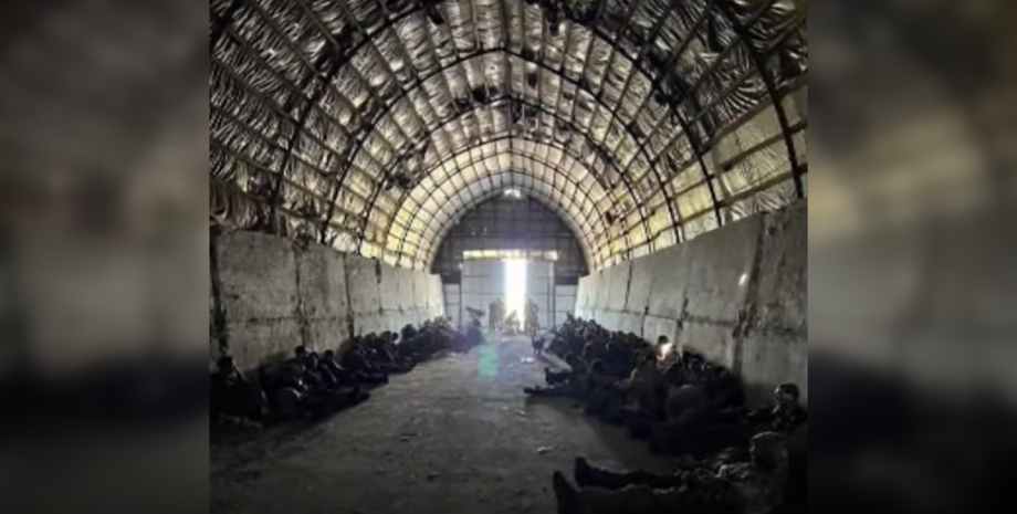 Военнопленные ВС РФ Военнопленные ВС РФ, пленные россияне, обмен пленными, СБУ сколько россиян взяли в плен, пленные Курская область, срочники РФ Курская область, порыв в Курской области плен