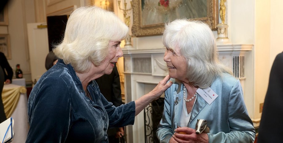 джилли купер и королева камилла