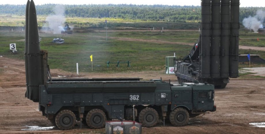 Obecnie Rosja wprowadziła nieco ponad 50 kompleksów na granicy z Ukrainą. Zapasy...