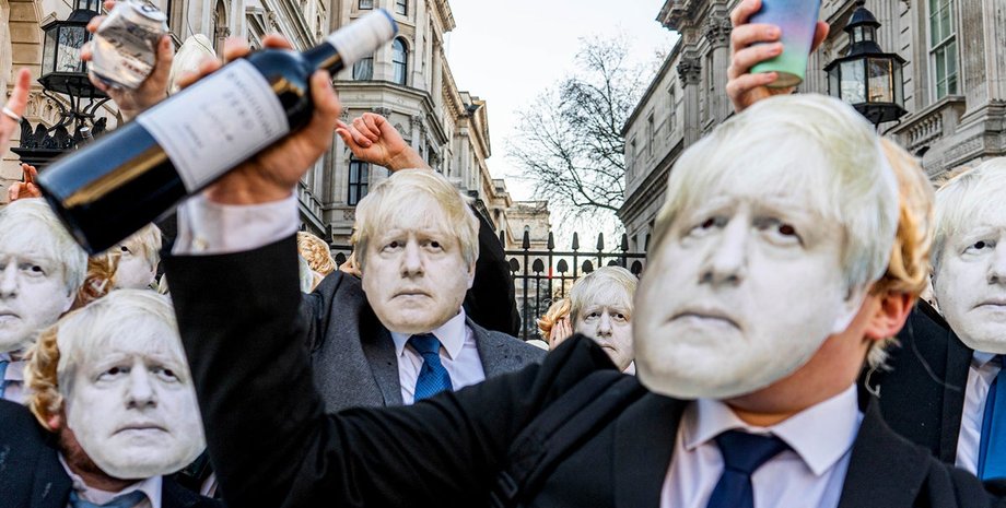 Борис Джонсон, Великобритания, Англия, Даунинг-стрит, вечеринки, королева