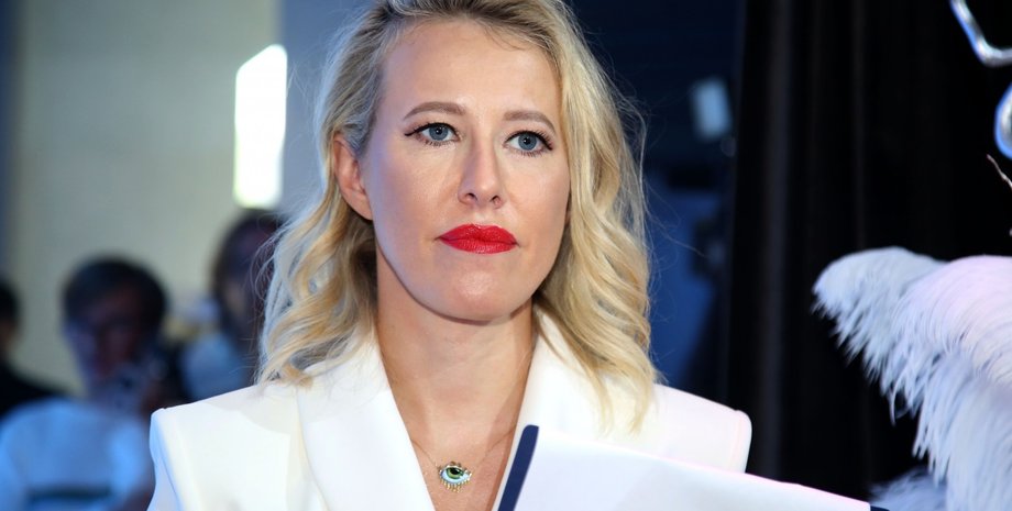 ксения собчак, подозреваемая, дело о вымогательстве, собчак сбежала из россии