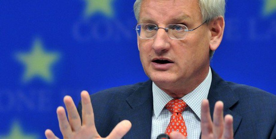 facebook.com/carlbildt